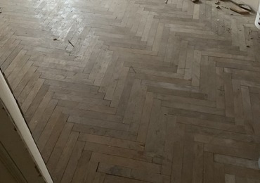 Renovace dřevěných podlah a parket  