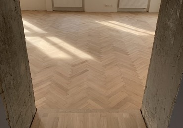 Renovace dřevěných podlah a parket  